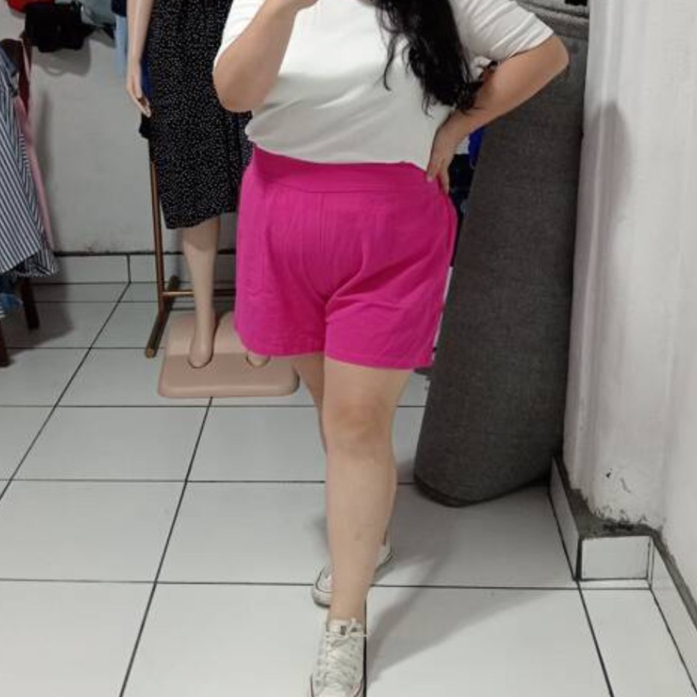 💕 PLUS Hot Pink Shorts 💕 - Picture 6 of 6